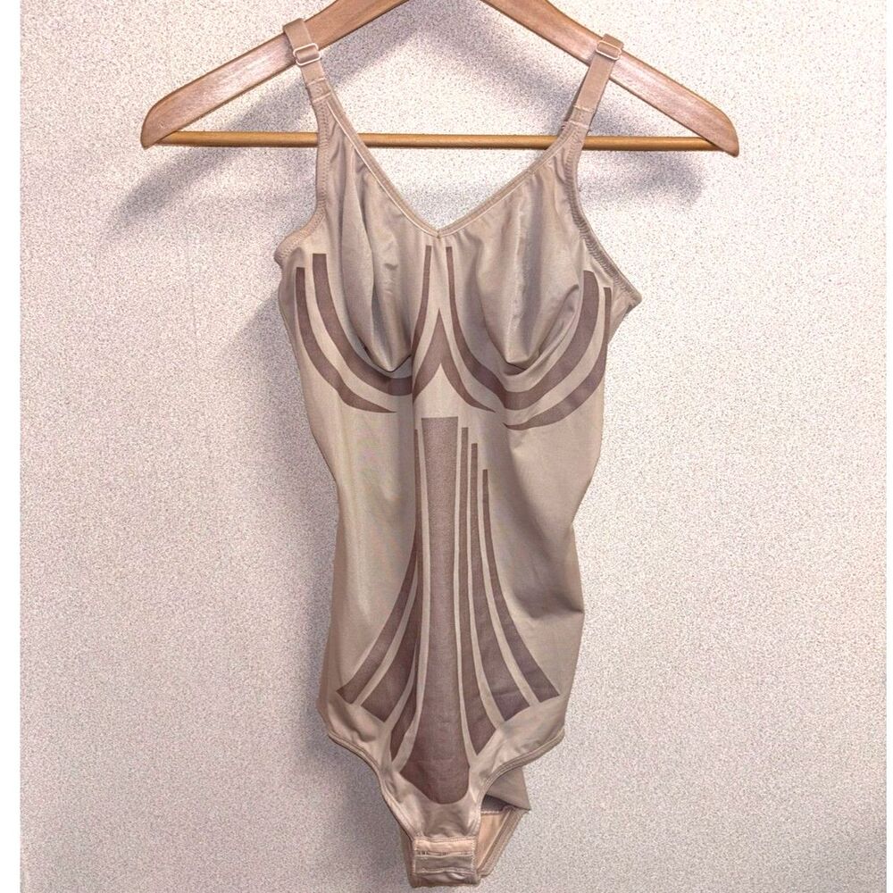 Miraclesuit Nude Full Body Shaper Bodysuit Size 2XL Firm Control Style 2560 Plus